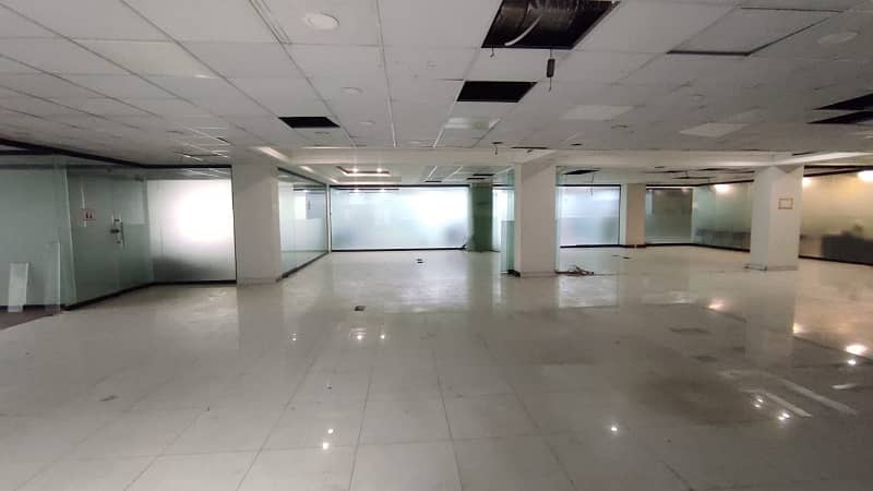 6500 Square Feet A Beautiful Office At MM Alam Road 12