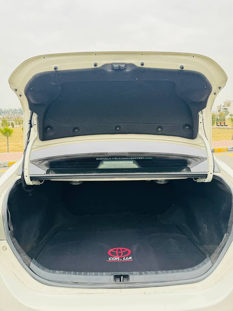 Toyota Corolla GLi Automatic 1.3 VVTi 2018 13