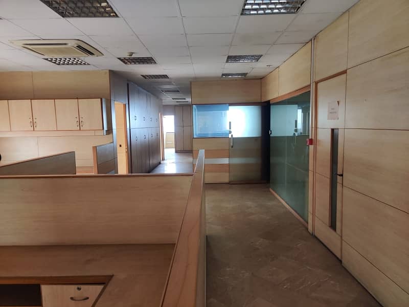 5000 Sft. Spacious Office At Ideal Location For Rent 0