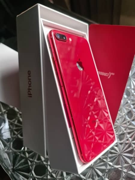 IPhone 8 plus  64gb  non pta in red USA modell orginal with box 2