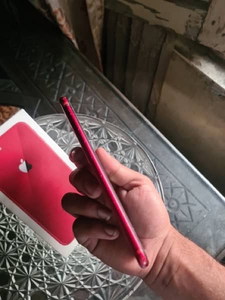 IPhone 8 plus  64gb  non pta in red USA modell orginal with box 7
