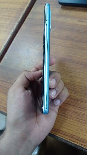 OnePlus 9R 1