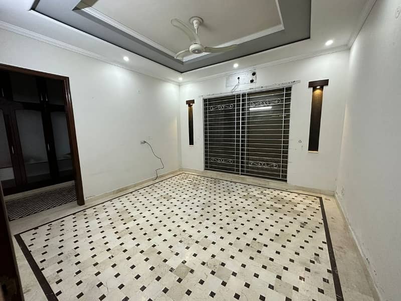 1 Kanal Double Storey Well House Available For Rent In Abdalian Society Joher Town Lahore With Real Pics By Fast Property Services Lahore 32
