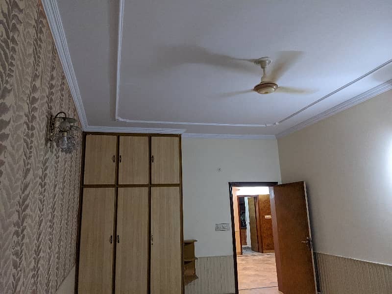 12 Marla Used House Of Lower Portion Available For Rent In Johertown Phase 2 Near Lacas School Lahore Well Hot Location By Fast Property Services With Real Pics 16