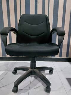 Revolving chairs / Office chair / Chair / Computer Chair/ Staff Chair