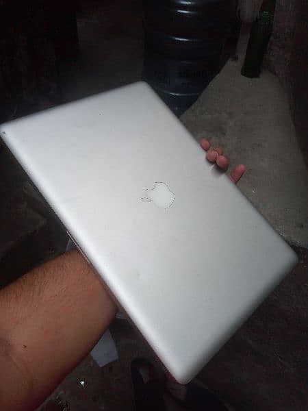 MACBOOK Pro 2011 "15 inch Dead condition need to be repaired 0