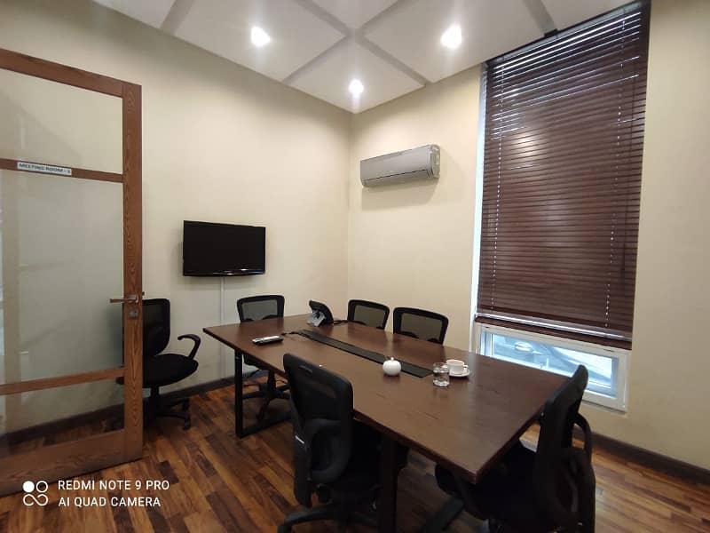 3500 Square Feet Furnished Office Ideal For High Class Brand Office Or Company 8