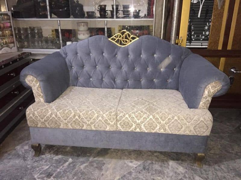 sofa set for sale urgent 3