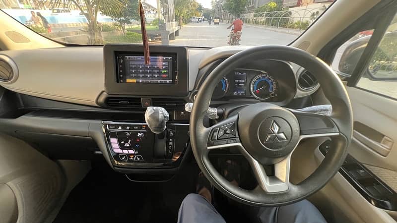 Mitsubishi Ek Wagon 2019 6