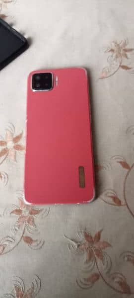 I am Selling oppo f17 1
