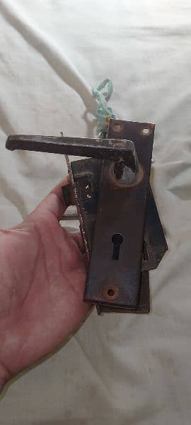 Darwaze ka Lock (Used) 8