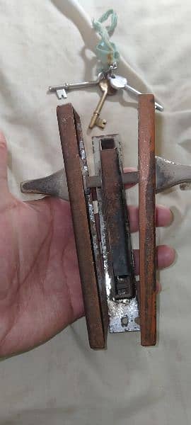 Darwaze ka Lock (Used) 13