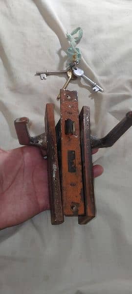 Darwaze ka Lock (Used) 14