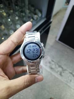 alfajar watch with One year warranty