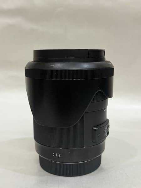 Sigma 35mm f/1.4 DG   Canon Mount 2