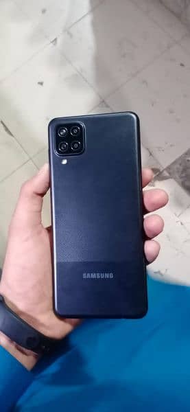 samsung A12 4 64 10by10 candition 0