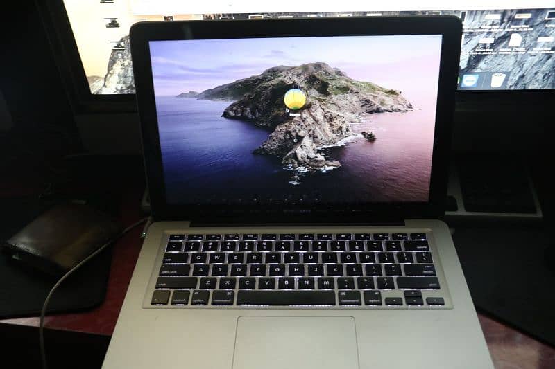 apple laptop 4