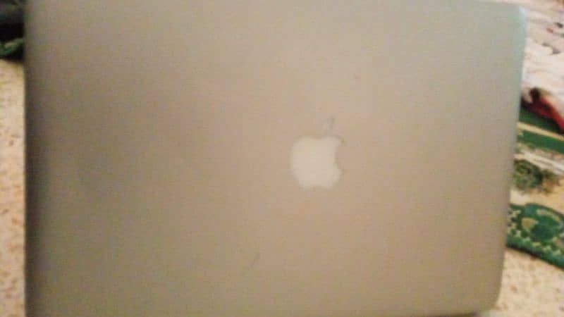 apple laptop 6