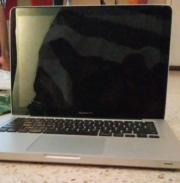 apple laptop 7