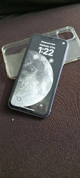 Iphone 11 (64) gb 1