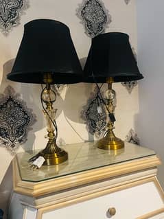2 beautiful crystal and bronze colour lamps