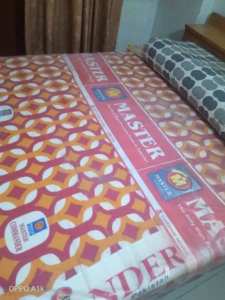 selling bed with mattress in new condition seal packing 1