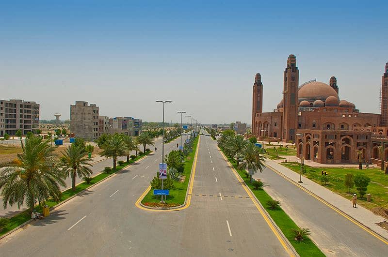 10 Marla Boulevard Residential Plot For Sale In Awais Qarni Block Sec-B Bahria Town Lahore, 5