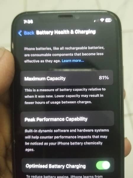 iphone 11 pro  pta approved  64 gb with box mint condition 2