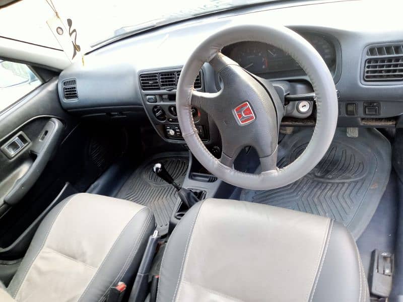 Honda Civic EXi 2000 4