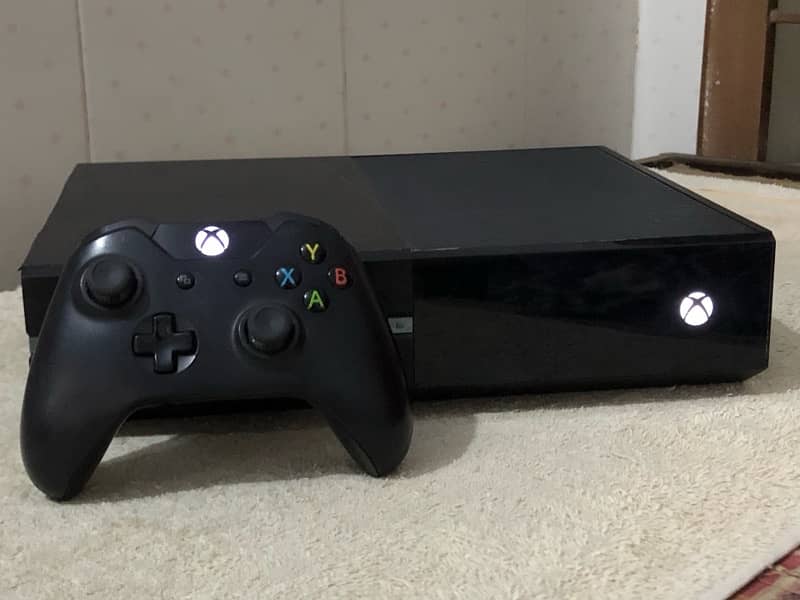 Xbox one 1Tb Elite With one controller 12