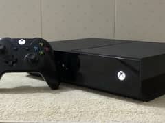 Xbox one 1Tb Elite with one controller