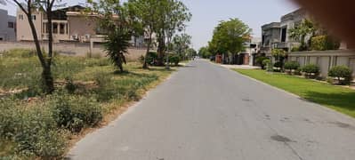 DHA 9Town Block C PLOT NO 1500 IDEAL LOCATION FOR SALE