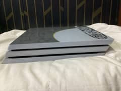 PS4 pro 1Tb god of war addition for sale price can be changed