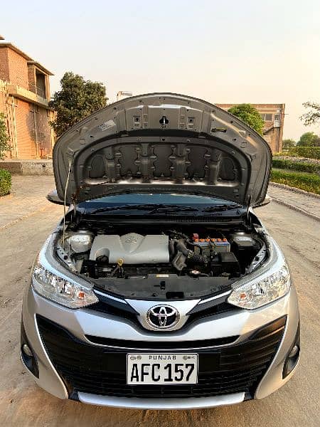 Toyota Yaris 2021 cvt ativ total Genuine 9