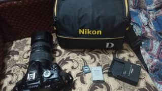 Nikon d5200 with 70 300 lens nikon 10/10 condition