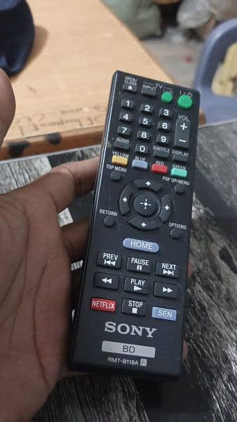 All kinds of smart tv lCD LED voice without & AC remote available 3