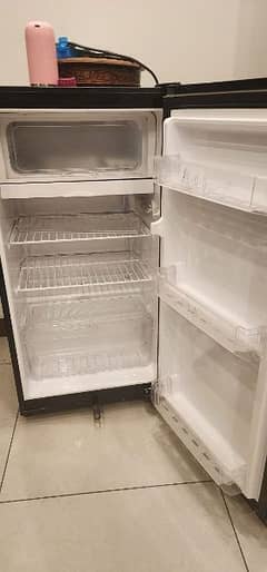 PEL 1 door fridge + freezer in excellent condition