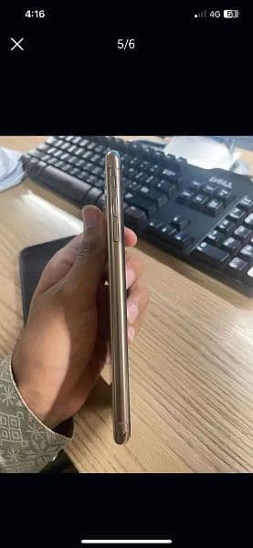 iPhone XS max  pta approveed 64 exhange possible 2