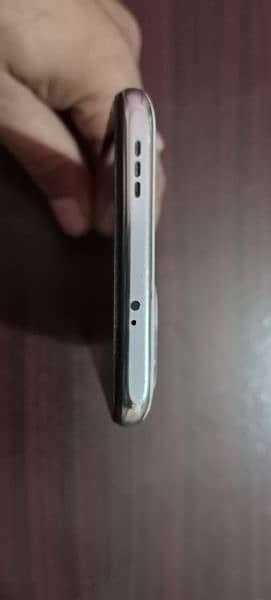 Xiaomi Redmi Note 10 4+2/128 , 9/10 condition 4