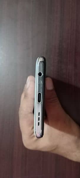 Xiaomi Redmi Note 10 4+2/128 , 9/10 condition 5