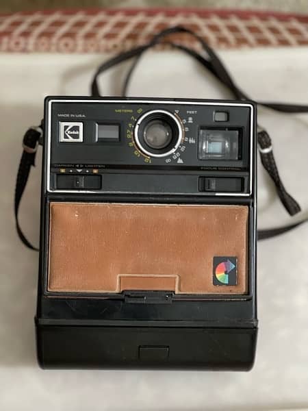 Kodak vintage Instant camera COLORBUST 200, mint condition 4