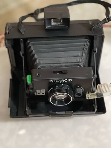 Vintage Polaroid EE100, instant camera mint confition 4