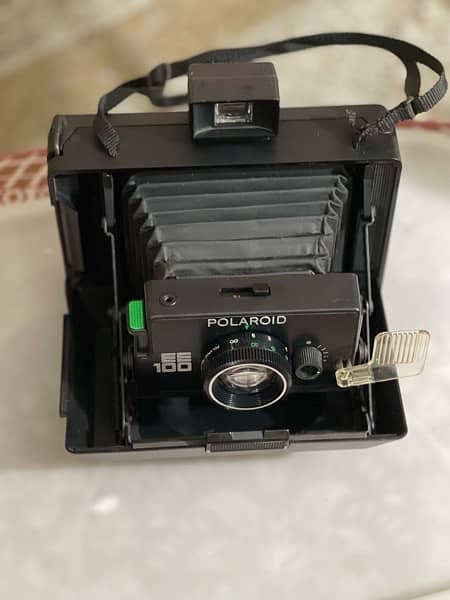 Vintage Polaroid EE100, instant camera mint confition 5