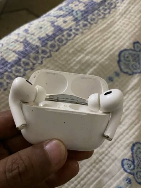 Airpods pro (2nd Gerenation) 11