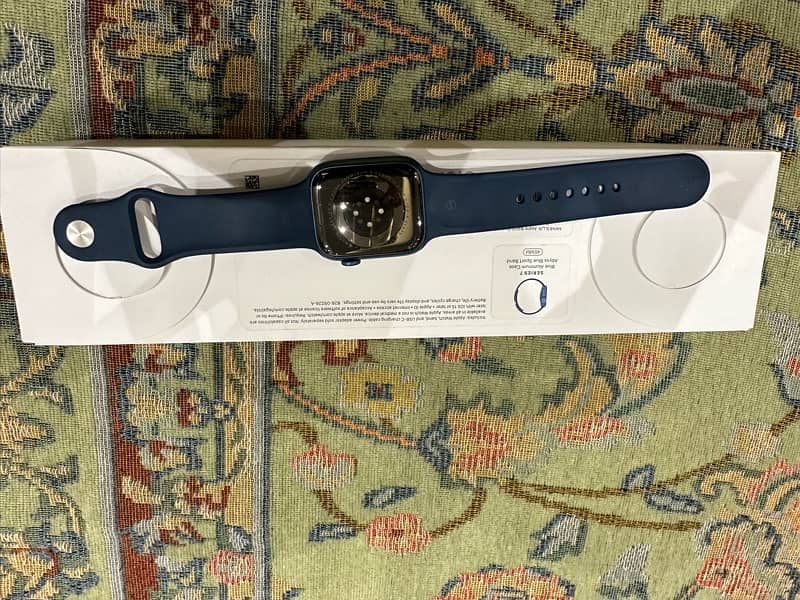 Apple Watch Series 7 45MM 5