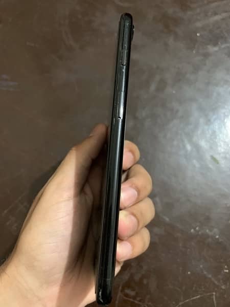 iPhone 7plus (128gb - PTA Approved) 4