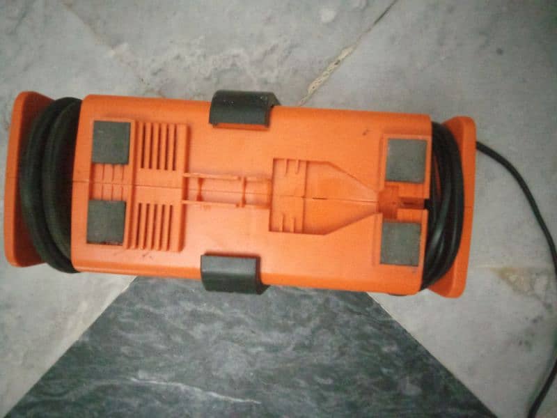 air pump for car import from Germany like new 2
