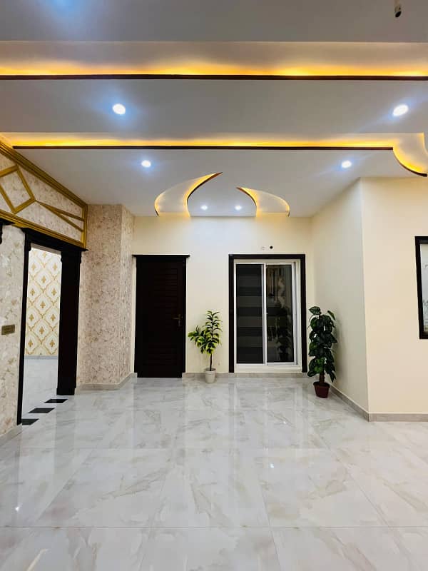10-Marla Triple-Story Duplex, Brand New Modern House for Sale in Johar Town 10