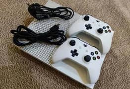 Xbox One S Console 1 TB used 10/10_
Call & WhatsApp 
03226982820