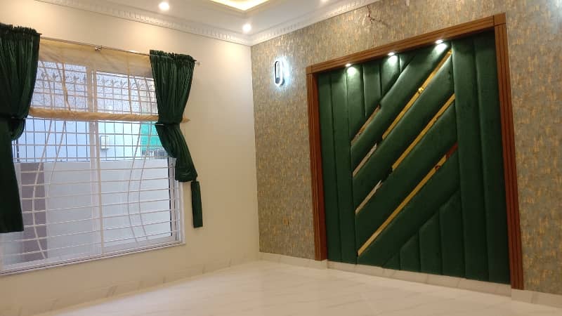 10 Marla brand new luxury upper portion for Rent Rafi block Sector E Bahria Town Lahore 6